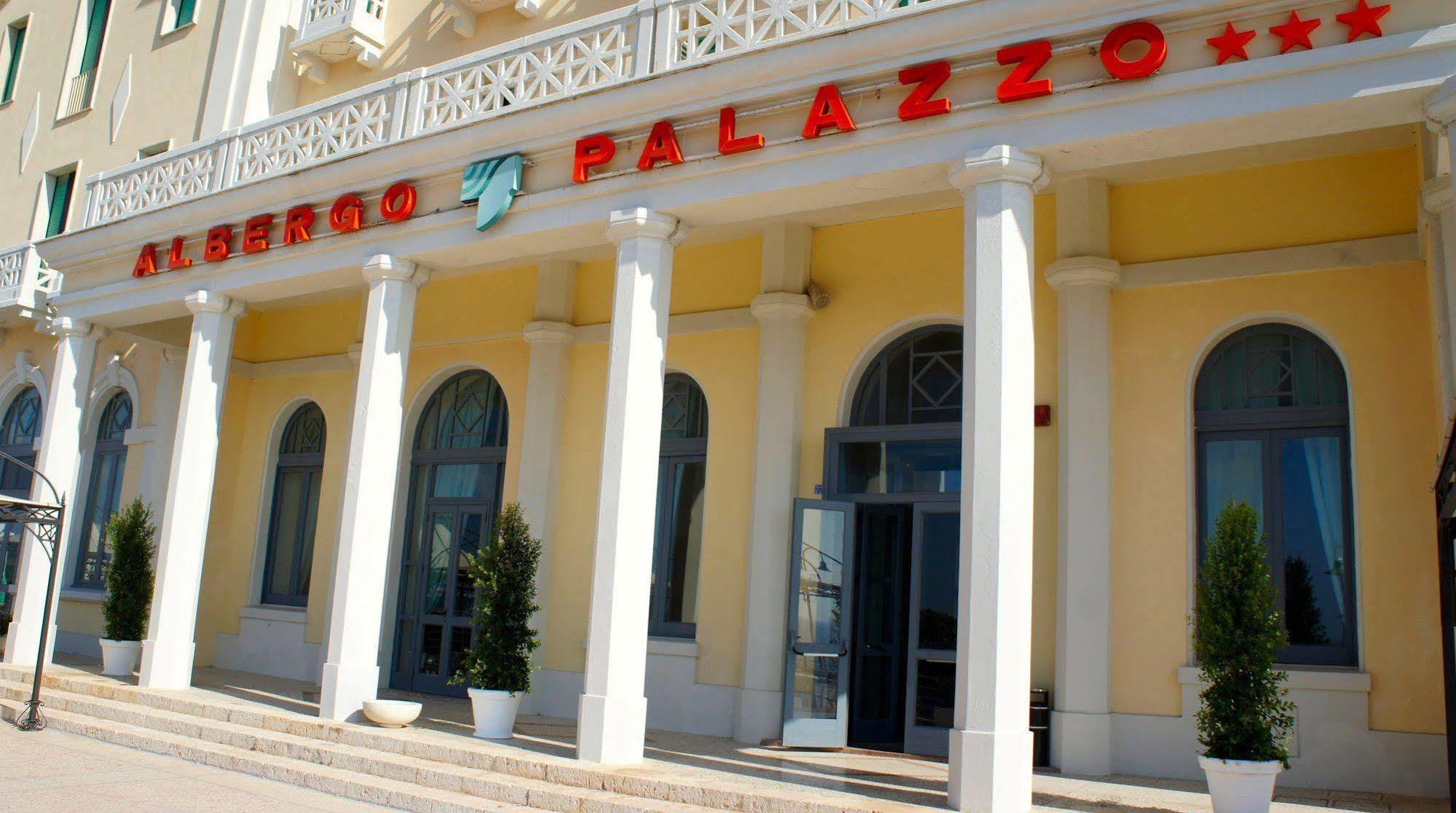 Albergo Palazzo Santa Cesarea Terme Buitenkant foto